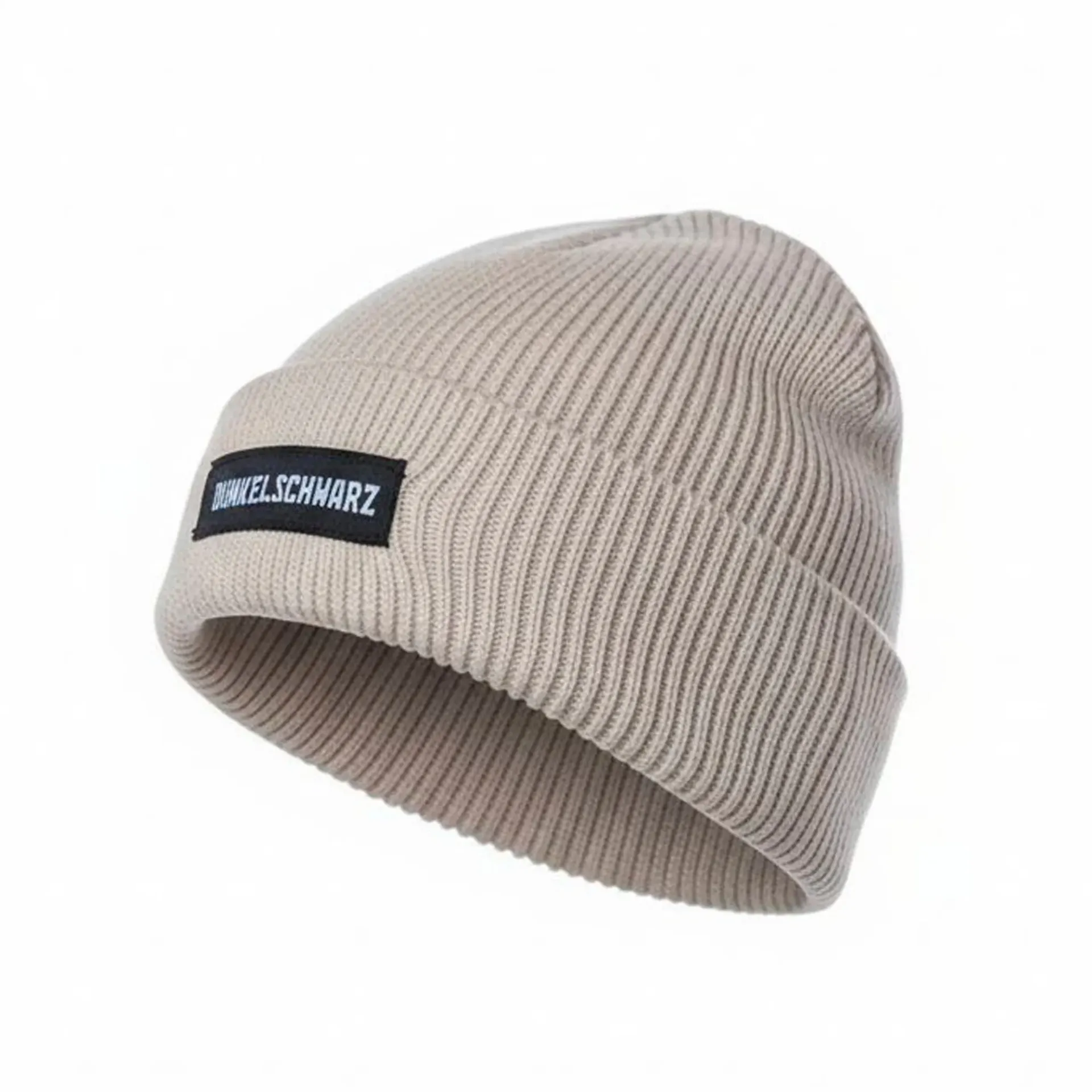 HAUBE UNDER sand